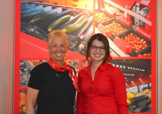 Elise Bas and Betty van Nieuwenhuijzen of Aweta.                         